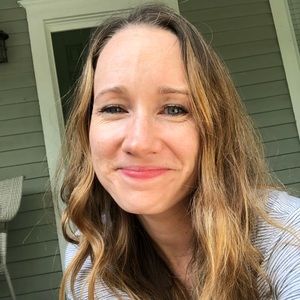 Meet your Posher, Caroline